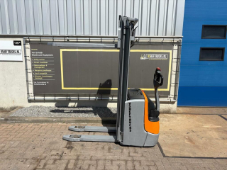 VS-22953 Elektrische triplex stapelaar Still EXV 1