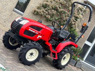 Branson 2200 diesel minitractor met stuurbekrachti