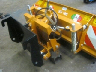 M-sweep  cow brush
