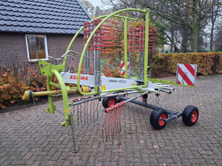 Claas Liner 420 en 450 hark