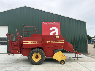 New Holland D2000 square baler