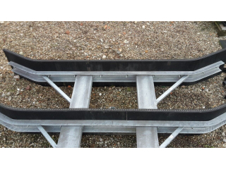 M-sweep  cow brush