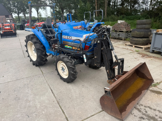 Iseki TA255 met voorlader