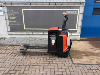 VS-23157 Elektrische meerijd palletwagen BT LPE200