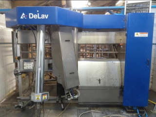 Wij kopen en verkopen melkrobots melkstallen tanks