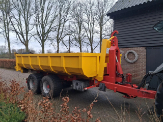 Pronar T185 haakarm incl container