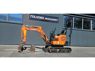 Hitachi ZX10u-2