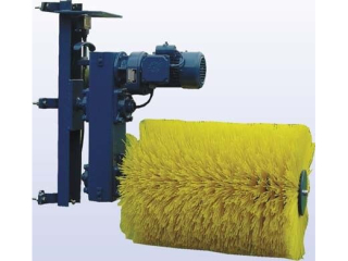 M-sweep  cow brush