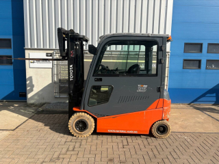VS-23134 Elektrische heftruck Toyota 8FBMT25