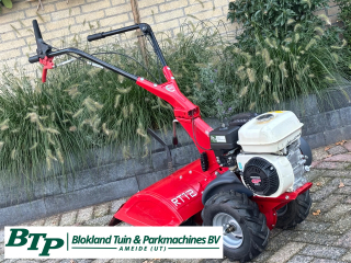 Honda Tuinfrees grondfrees rtt2 met Honda motor