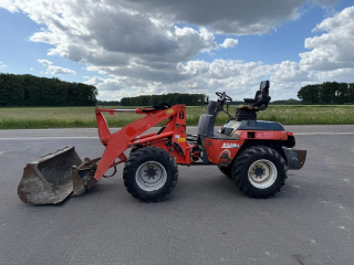 Kubota R520NH shovel / loader