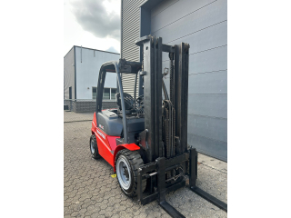Manitou MI 30 3 ton diesel heftruck
