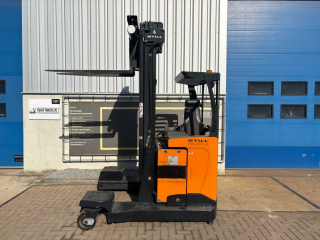 VS-23045 Vierweg reachtruck Still FM4W25 zijlader