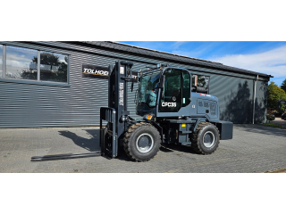 Wolf CPC 35 ruwterrein heftruck