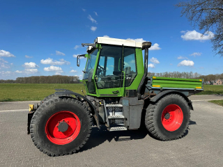 Fendt Xylon 520