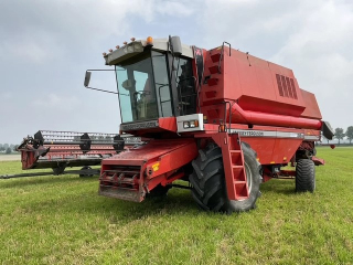 Massey Ferguson 38RS combine  maaibord