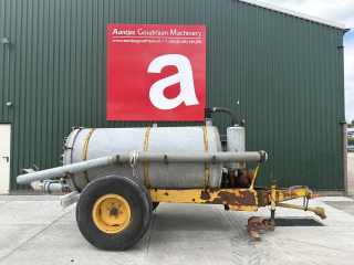 liquid manure spreader