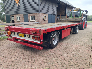 GS AI-2000 U Meppel 15ton aanhanger twistlock luch